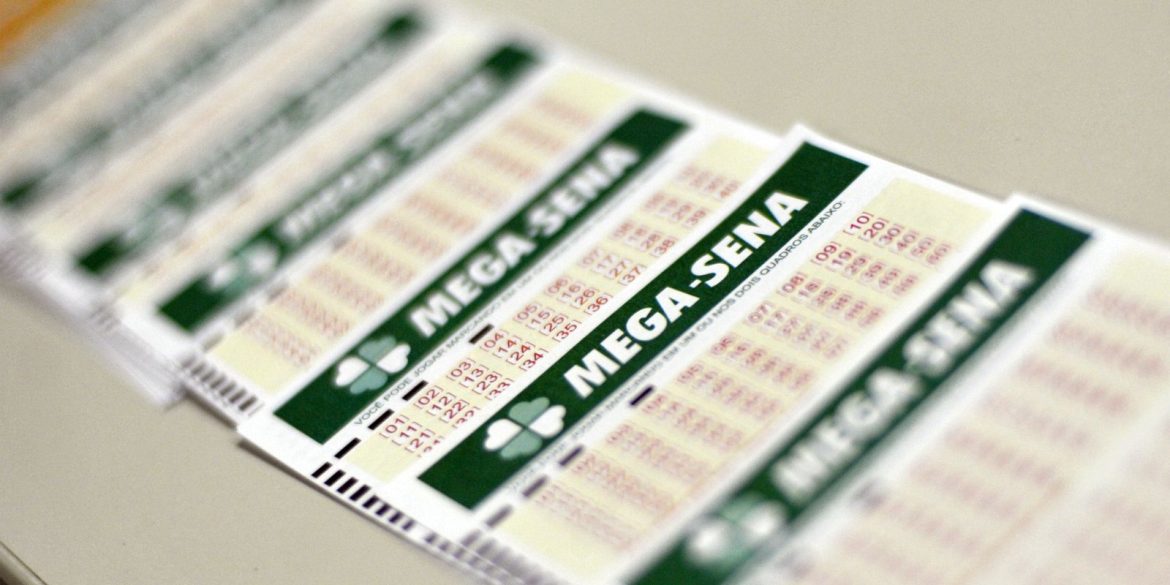 mega-sena-acumula-e-premio-principal-vai-para-r$-40-milhoes