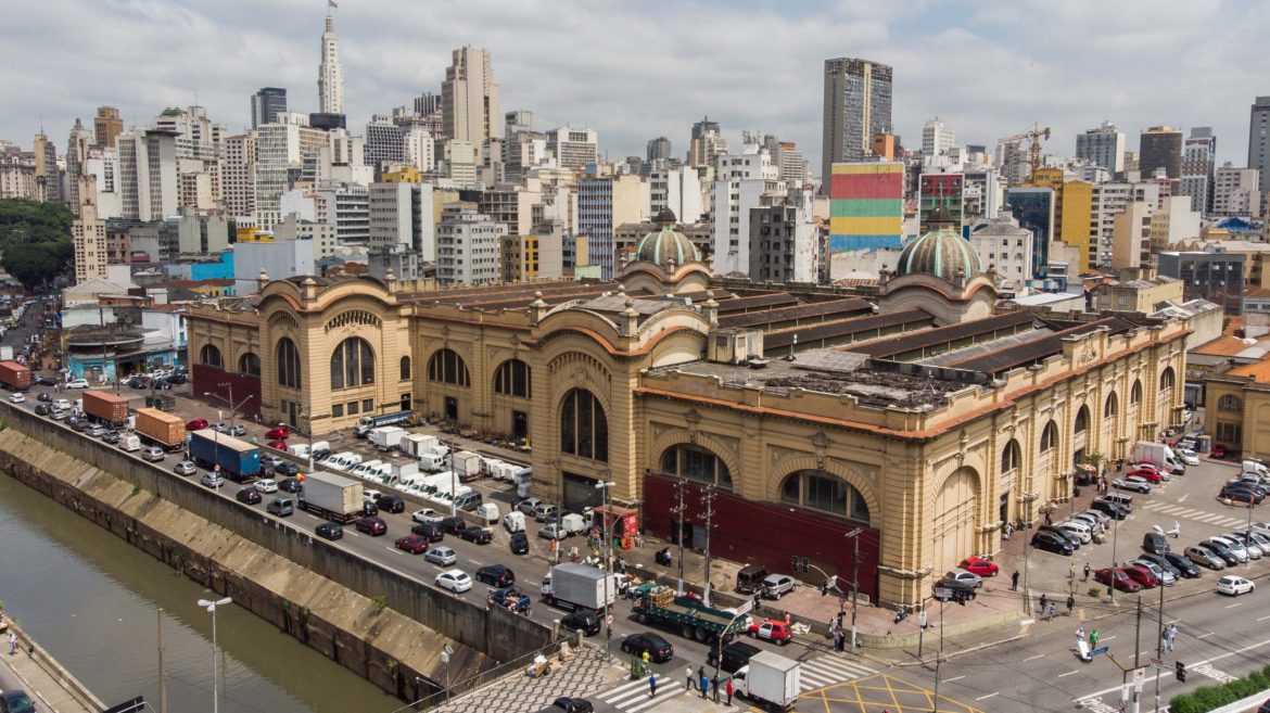 mercado-de-servicos-cresce-mais-do-que-o-esperado-em-2026